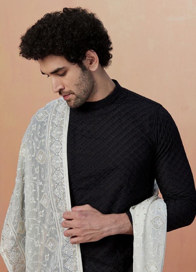 alt message - Manyavar Men Black Chikankari Embroidered Kurta Pajama image number 0